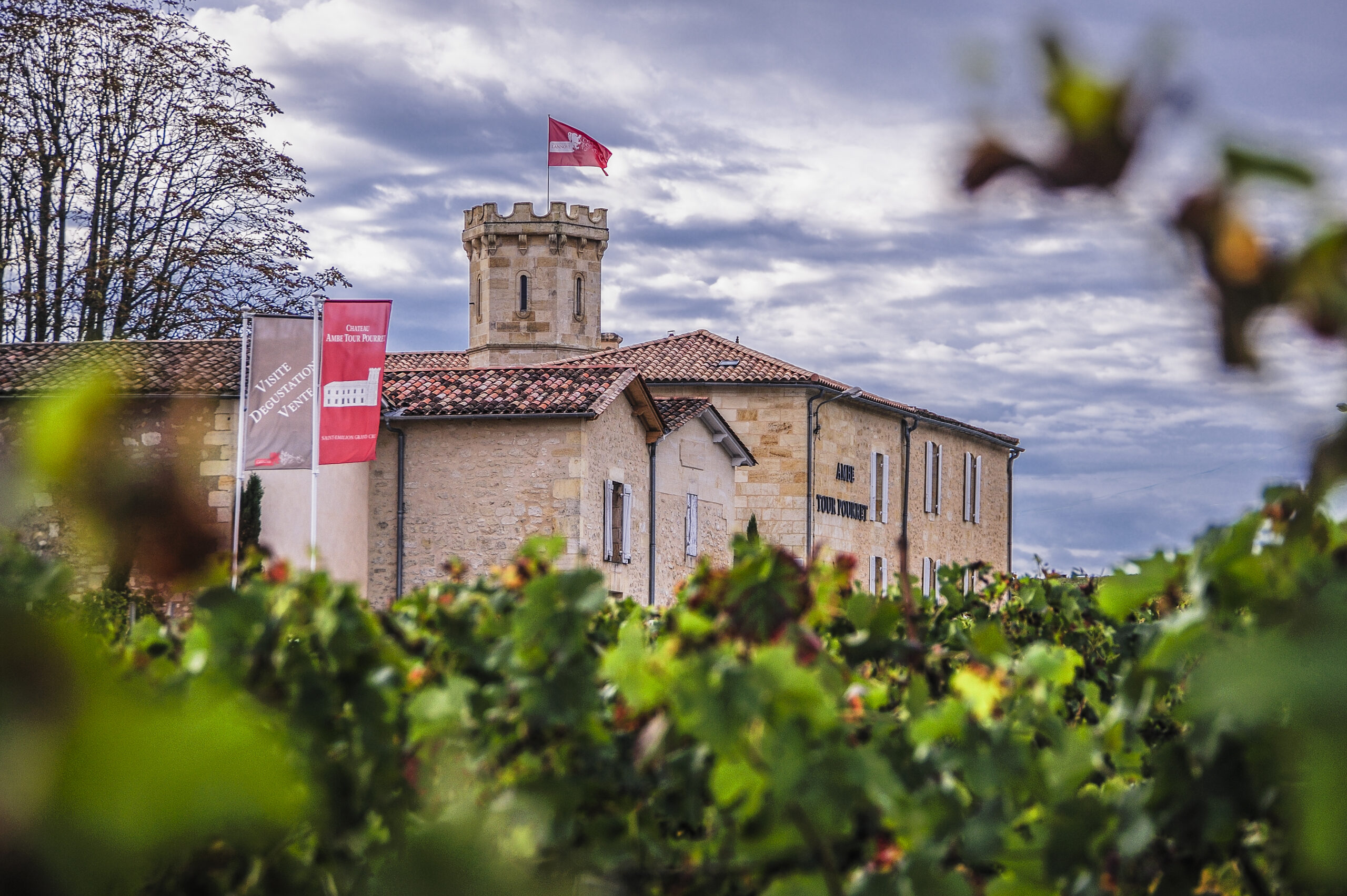 Château<br />
Tour Pourret